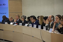 Imatge relacionada amb polític