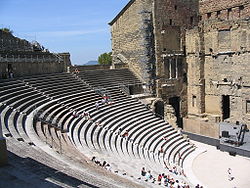 Imatge relacionada amb teatre