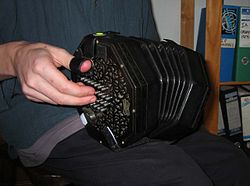 Imatge relacionada amb concertina